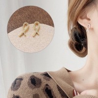 반짝이는 큐빅 귀걸이 러블리 패션 여성 침형 여자 스러운 트렌디 액세서리 악세서리 이쁜